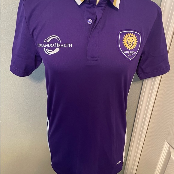 ADIDAS MLS MEN'S ORLANDO CITY SC CLIMALITE 3-STRIPE COACHES POLO, PURPLE - Picture 3 of 7